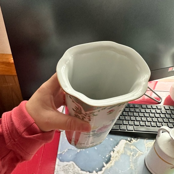 Vintage Paris Royal Vase 8.75” - Picture 3 of 4